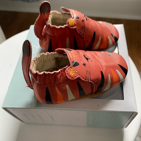 Robeez Soft Sole Shoes in Tate Size 0-6 Months - Picture 1 of 3